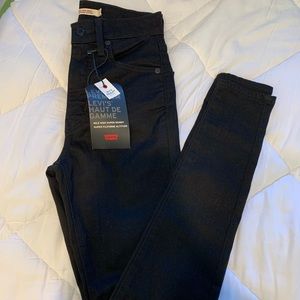 Levi’s Black Mile High, Super Skinny Jeans